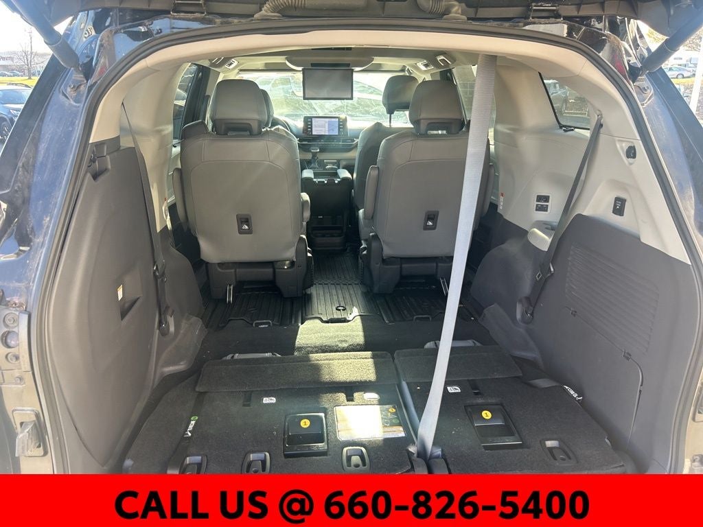 2022 Toyota Sienna Limited 7 Passenger