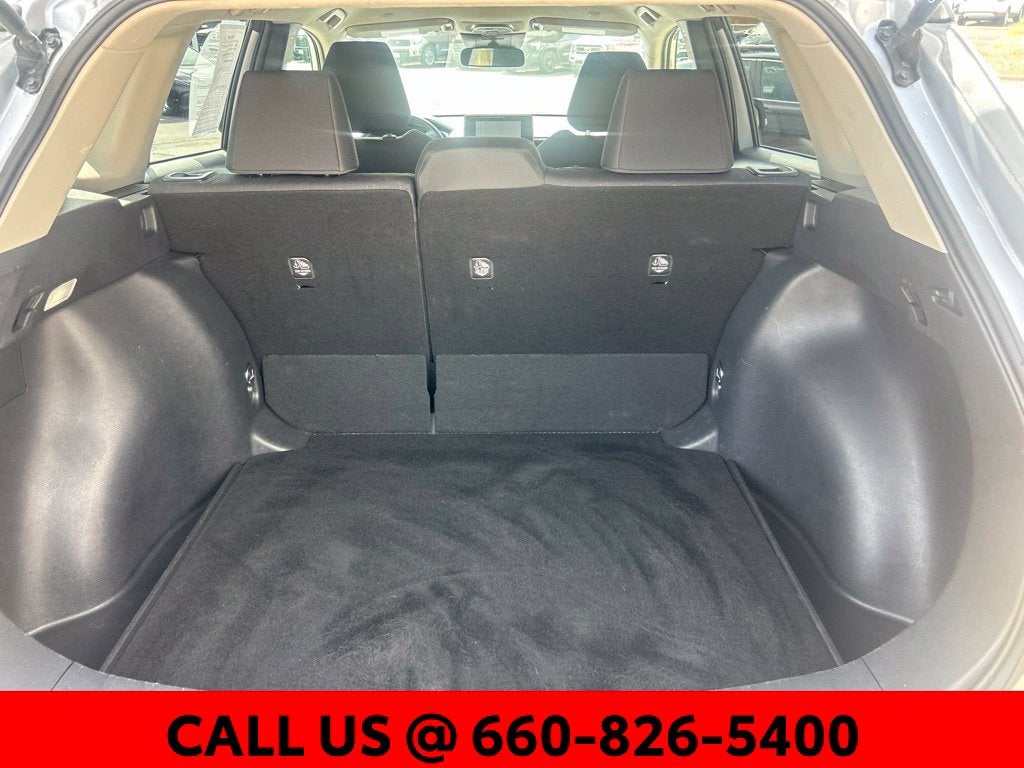 2025 Toyota Corolla Cross LE