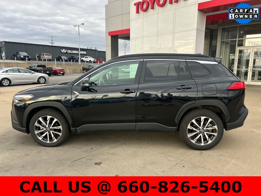 2025 Toyota Corolla Cross XLE