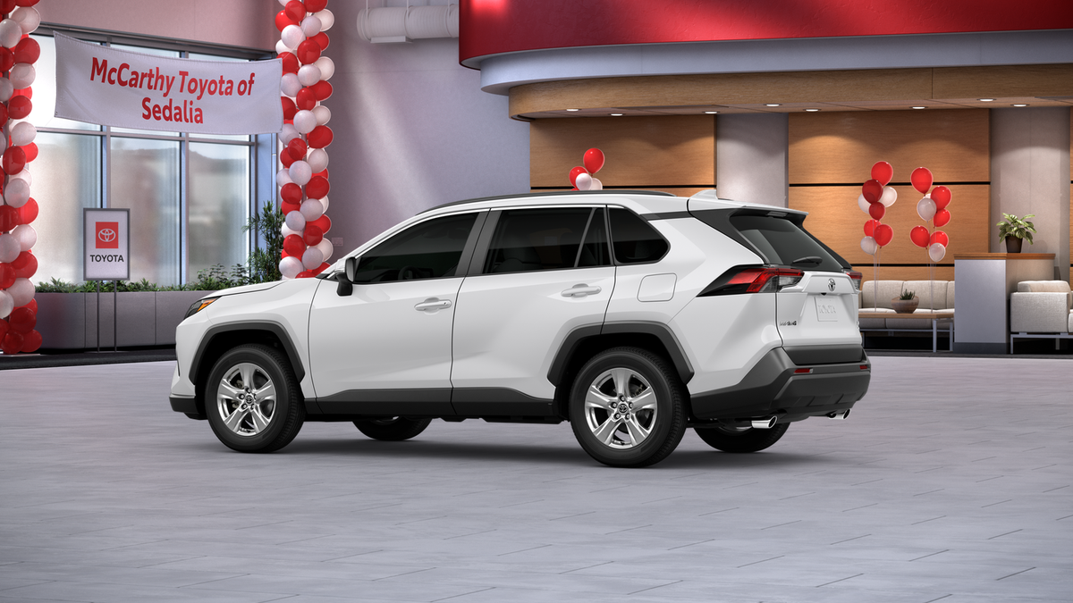 2025 Toyota RAV4 XLE