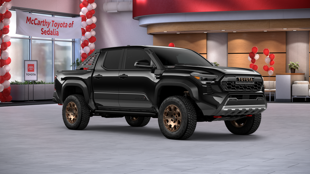 2025 Toyota Tacoma i-FORCE MAX Tacoma Trailhunter