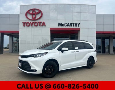 2026 Toyota Sienna Woodland Edition