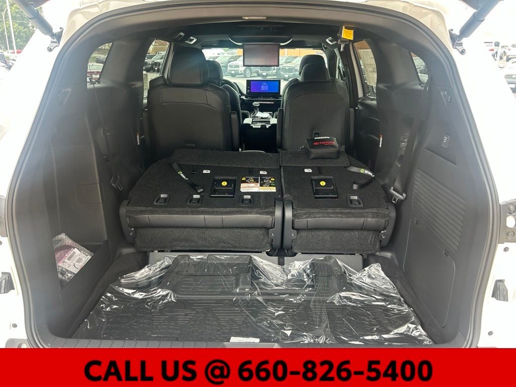 2026 Toyota Sienna Woodland Edition