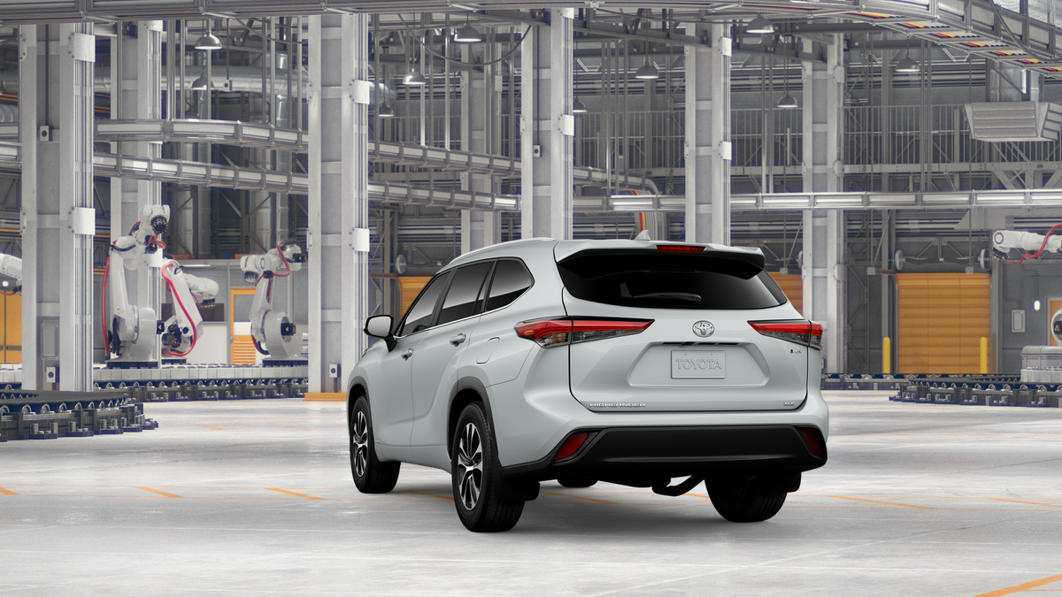 2026 Toyota Highlander Hybrid XLE