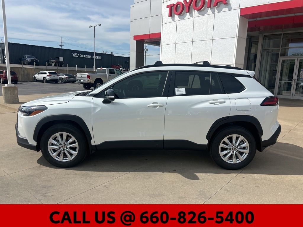2026 Toyota Corolla Cross LE