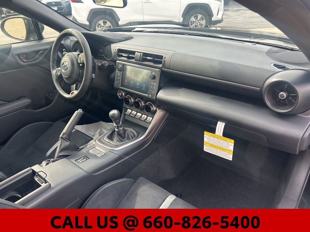 2026 Toyota GR86 Premium MT