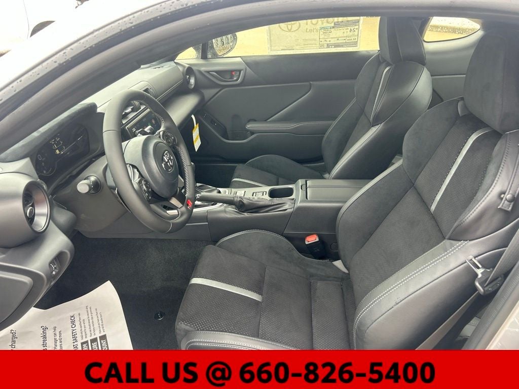 2026 Toyota GR86 Premium AT