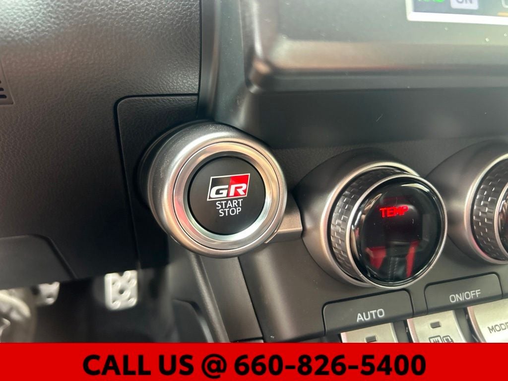 2026 Toyota GR86 Premium AT