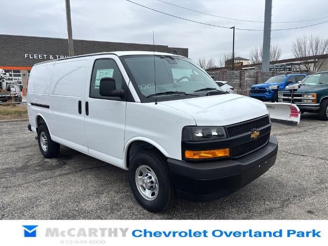 2025 Chevrolet Express Cargo Base