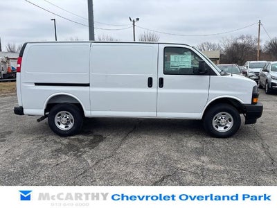2025 Chevrolet Express Cargo Base