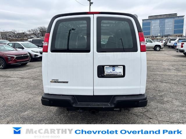 2025 Chevrolet Express Cargo Base