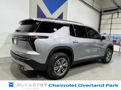 2024 Chevrolet Traverse LT