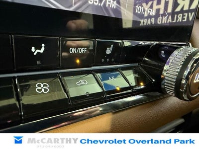 2023 GMC Canyon 4WD AT4