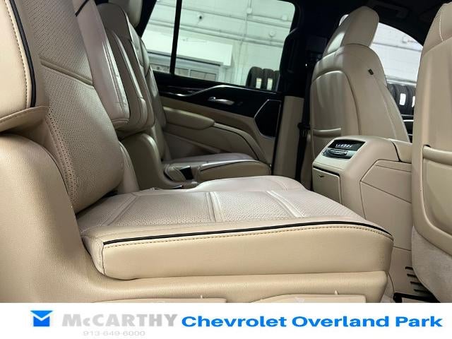 2022 Cadillac Escalade Premium Luxury