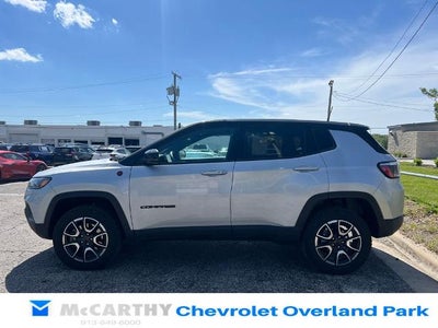 2025 Jeep Compass Trailhawk
