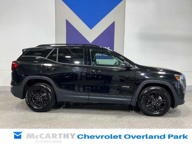 2023 GMC Terrain AT4