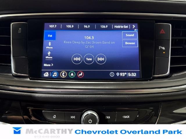 2021 Buick Enclave Essence