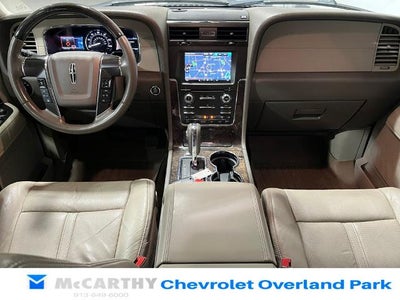 2015 Lincoln Navigator L Base