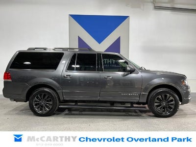2015 Lincoln Navigator L Base
