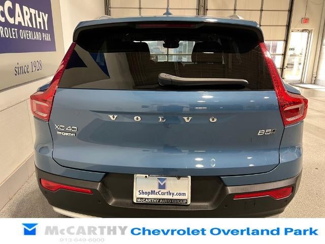 2025 Volvo XC40 Plus Bright Theme