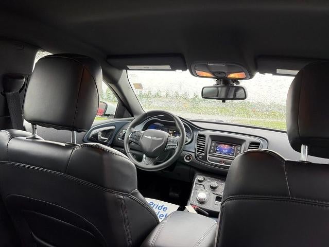 2016 Chrysler 200 S