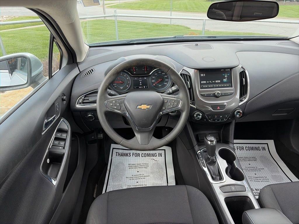2017 Chevrolet Cruze LT