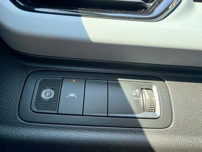 2027 Chevrolet Bolt FWD 4dr LT