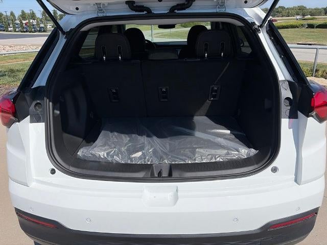 2027 Chevrolet Bolt FWD 4dr LT