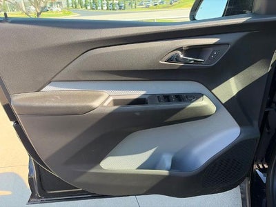 2027 Chevrolet Bolt FWD 4dr LT