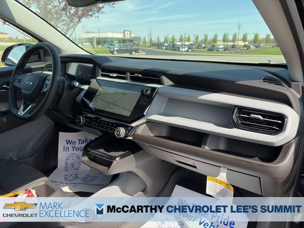 2027 Chevrolet Bolt FWD 4dr LT