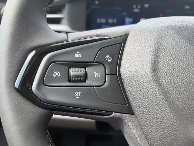 2027 Chevrolet Bolt FWD 4dr LT