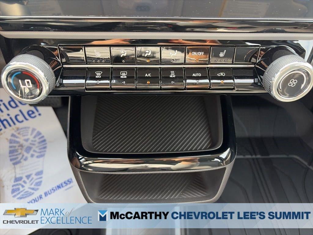 2027 Chevrolet Bolt FWD 4dr LT