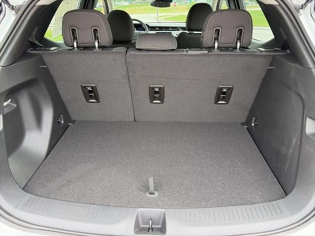 2027 Chevrolet Bolt FWD 4dr LT