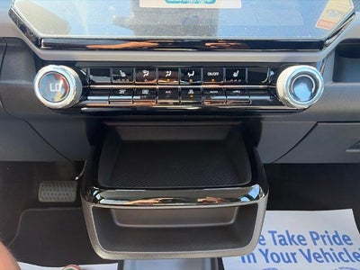 2027 Chevrolet Bolt FWD 4dr LT