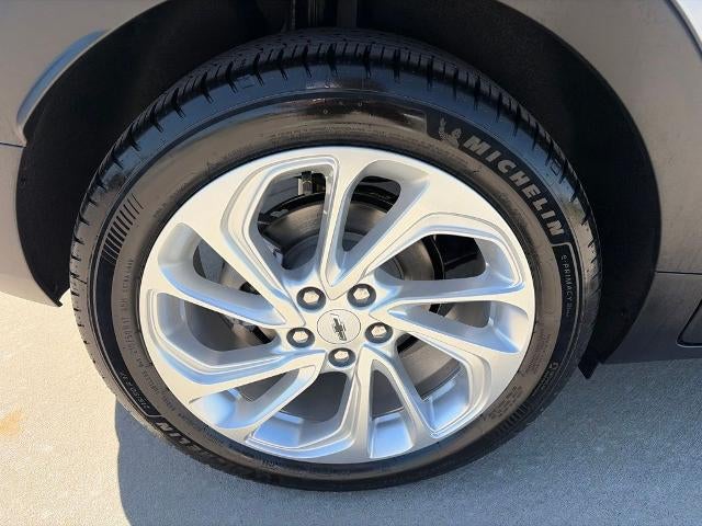 2027 Chevrolet Bolt FWD 4dr LT