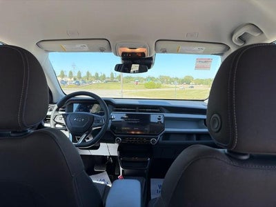 2027 Chevrolet Bolt FWD 4dr LT