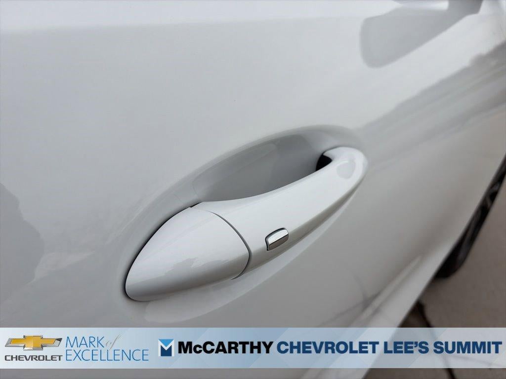 2027 Chevrolet Bolt FWD 4dr RS