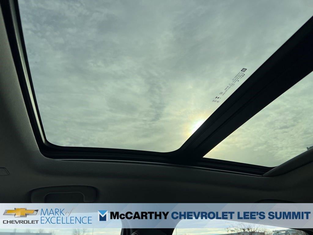 2027 Chevrolet Bolt FWD 4dr RS