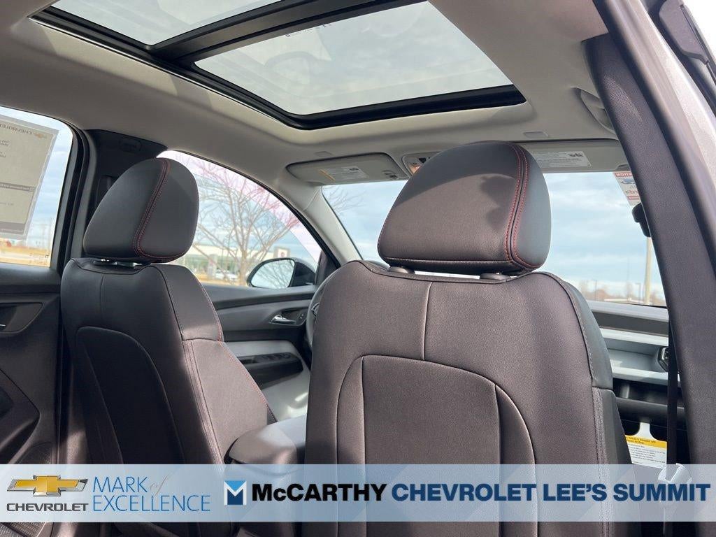 2027 Chevrolet Bolt FWD 4dr RS