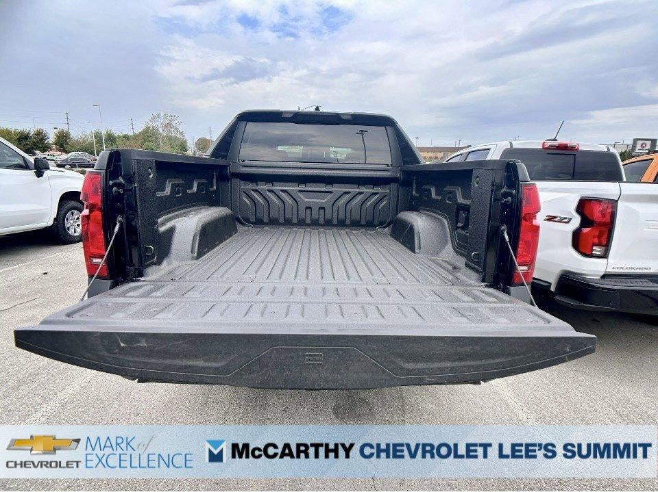 2026 Chevrolet Silverado EV e4WD Crew Cab Standard Range Work Truck