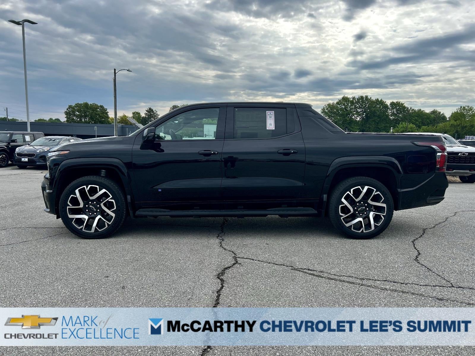 2024 Chevrolet Silverado EV e4WD Crew Cab RST