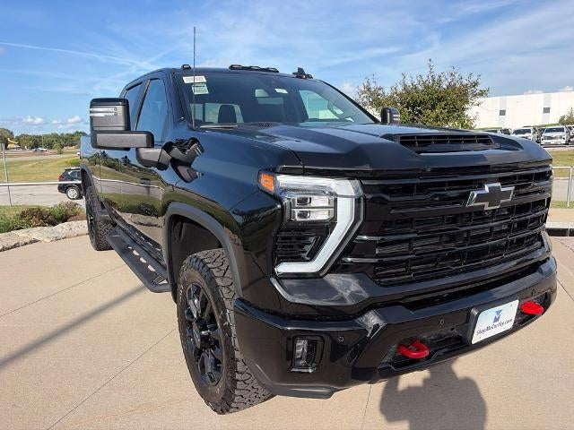 2026 Chevrolet Silverado 2500 HD Crew Cab Standard Box 4-Wheel Drive LT