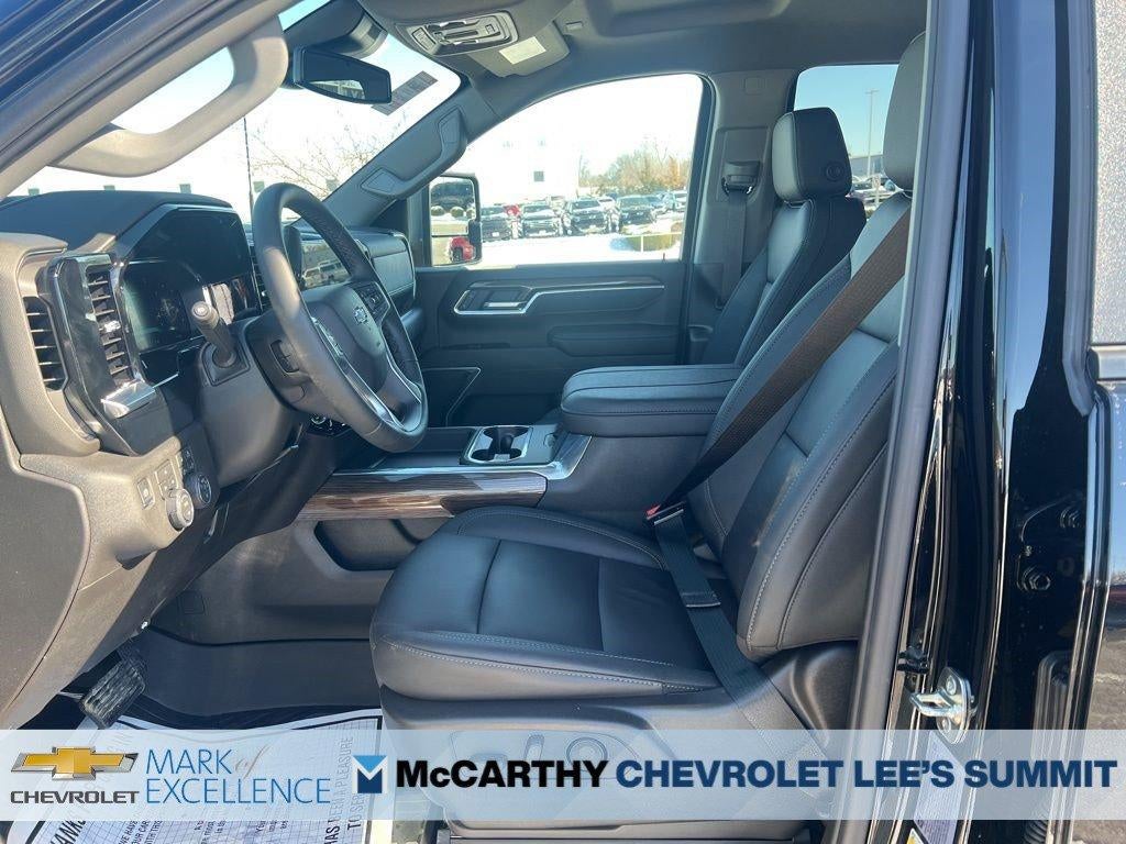 2026 Chevrolet Silverado 2500 HD Crew Cab Standard Box 4-Wheel Drive LT