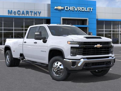 2026 Chevrolet Silverado 3500 HD Crew Cab Long Box 4-Wheel Drive Work Truck