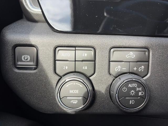 2026 Chevrolet Silverado 3500 HD Crew Cab Long Box 4-Wheel Drive LT