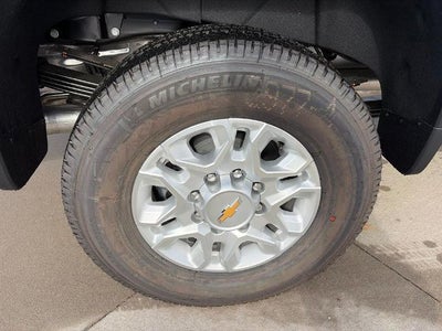 2026 Chevrolet Silverado 3500 HD Crew Cab Long Box 4-Wheel Drive LT