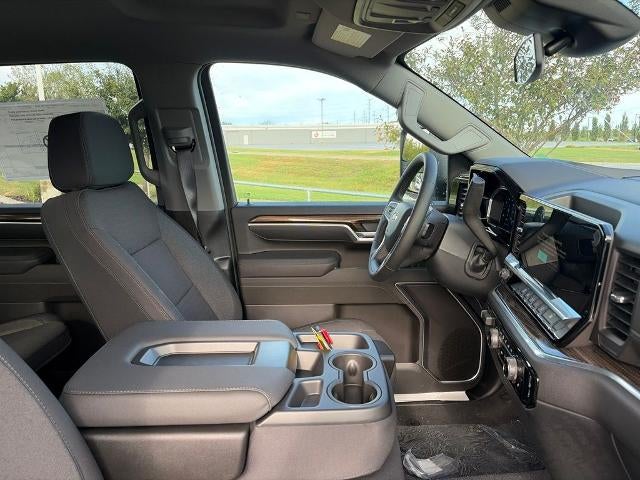 2026 Chevrolet Silverado 3500 HD Crew Cab Long Box 4-Wheel Drive LT