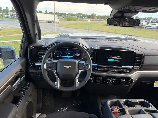 2026 Chevrolet Silverado 3500 HD Crew Cab Long Box 4-Wheel Drive LT