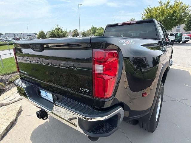 2026 Chevrolet Silverado 3500 HD Crew Cab Long Box 4-Wheel Drive LTZ
