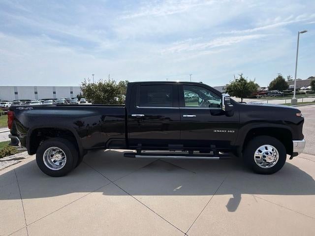 2026 Chevrolet Silverado 3500 HD Crew Cab Long Box 4-Wheel Drive LTZ